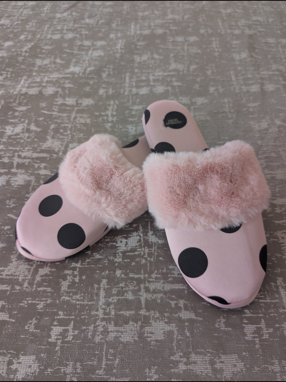 Victoria's Secret Pink Faux Fur Polka Dot Slide Slippers